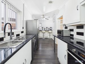 Photo 6- click for photo gallery